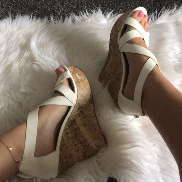 Express white Wedges - Picture 8 of 8